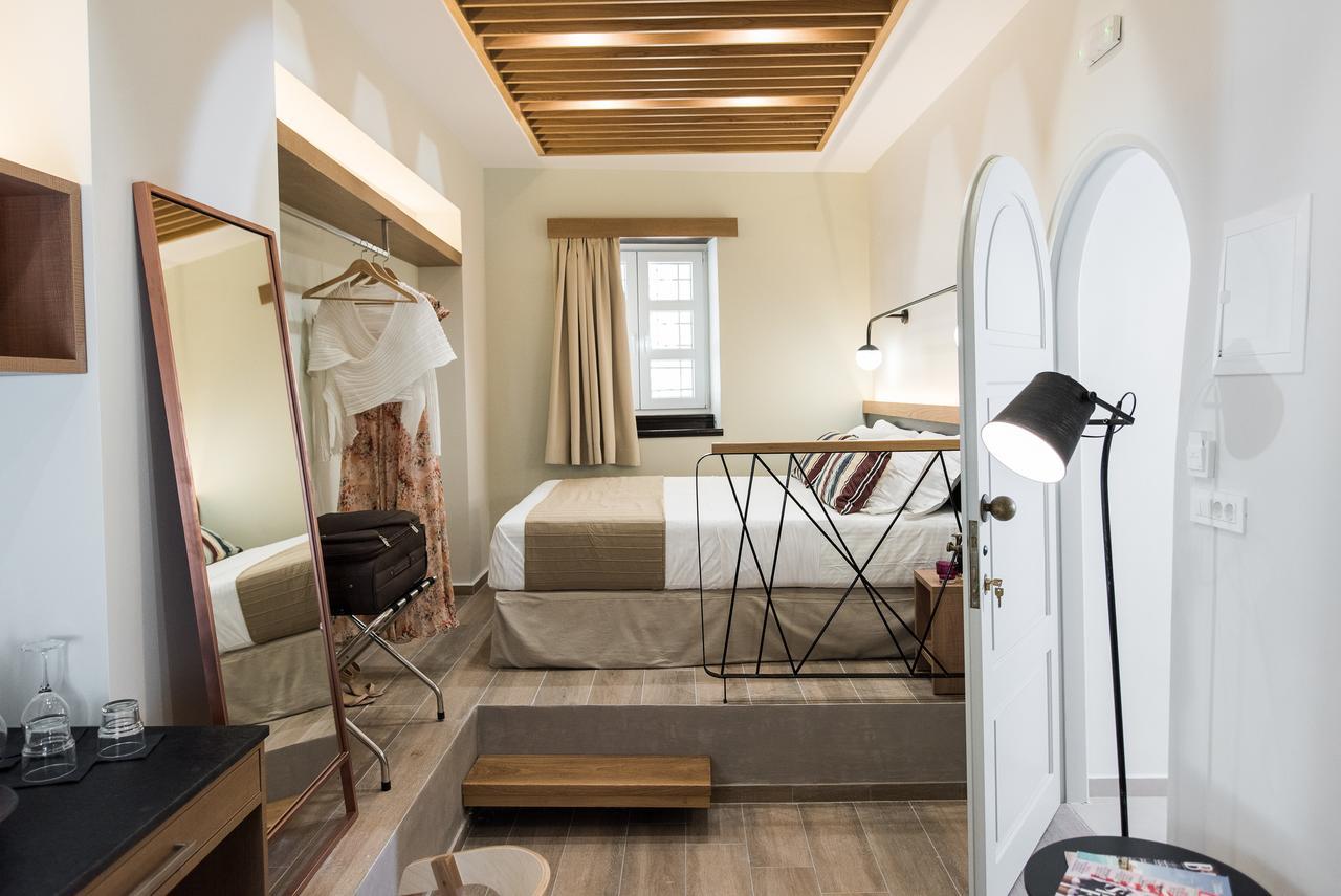 Harismari Cozy Hotel ハニア エクステリア 写真