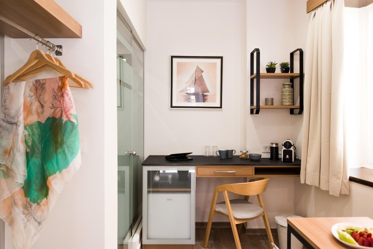 Harismari Cozy Hotel ハニア エクステリア 写真