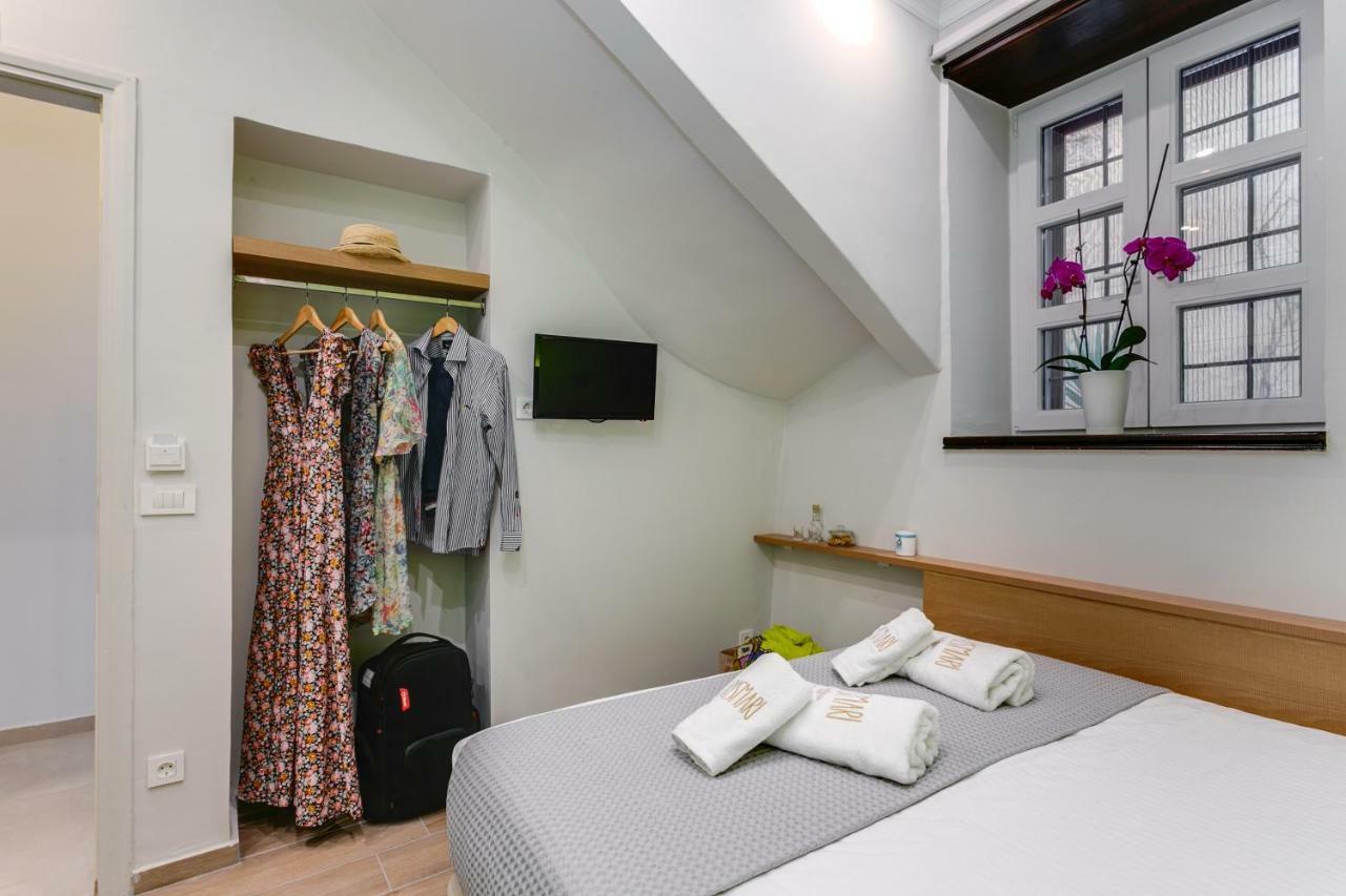 Harismari Cozy Hotel ハニア エクステリア 写真