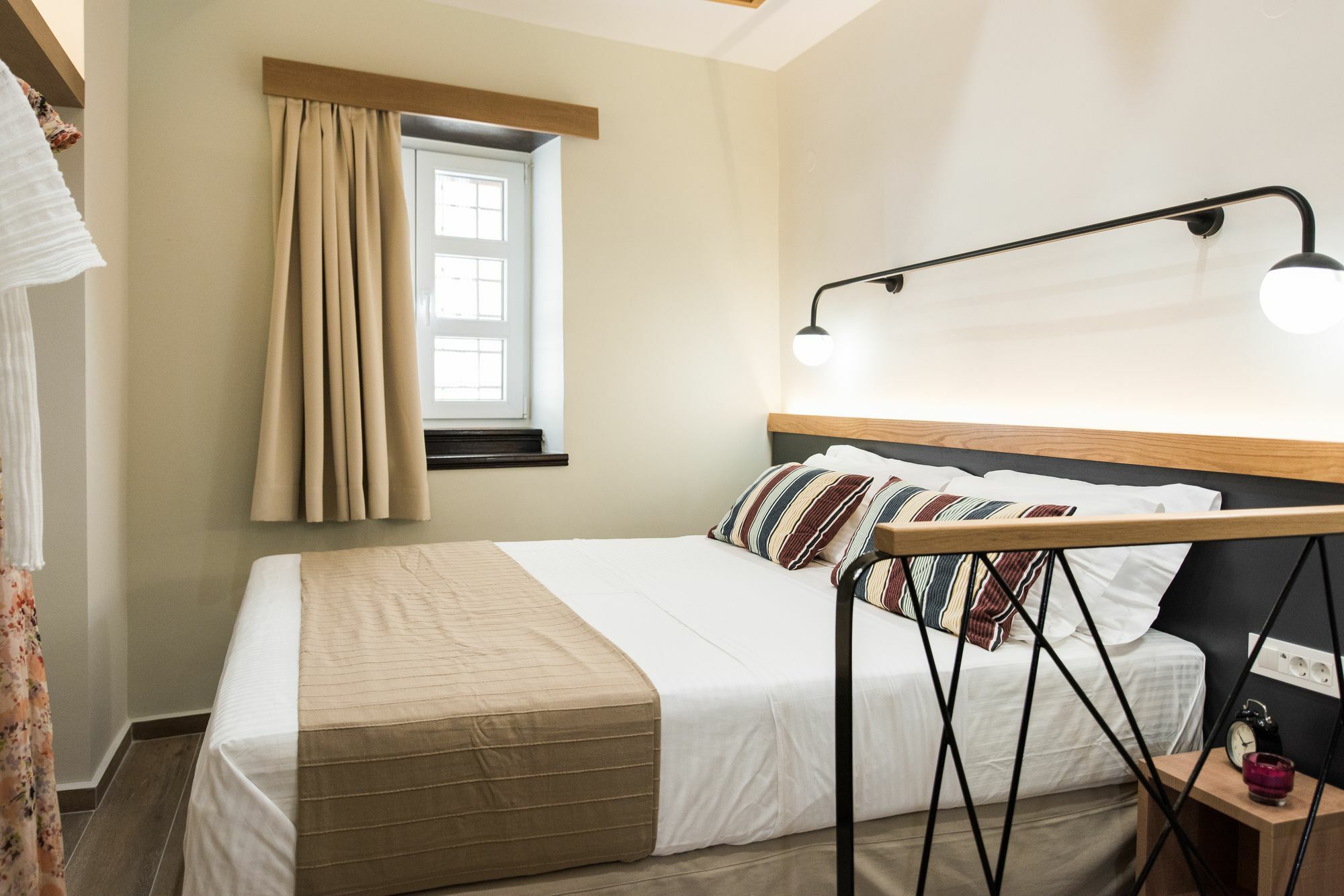 Harismari Cozy Hotel ハニア エクステリア 写真